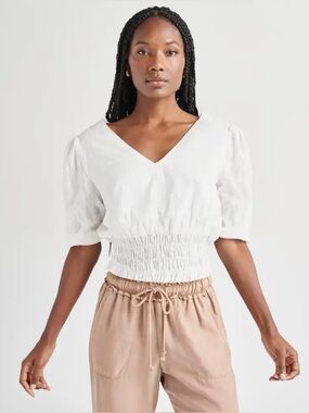 Express Linen White V-Neck Puff-Sleeve Smocked Hem Crop Top